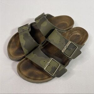 Birkenstock Arizona camo